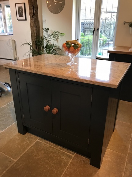 Hand Painted Kitchen Clifton-upon-Teme, Worcestershire Hand Painted Kitchen Clifton-upon-Teme, Worcestershire