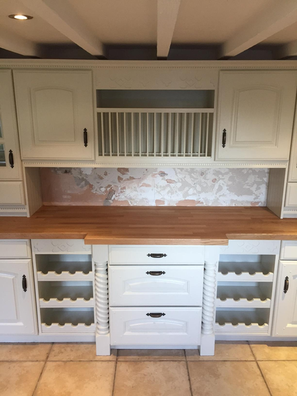 Hand Painted Kitchen Bournheath, Worcestershire Hand Painted Kitchen Bournheath, Worcestershire