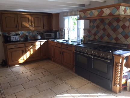 Hand Painted Kitchen Bournheath, Worcestershire Hand Painted Kitchen Bournheath, Worcestershire