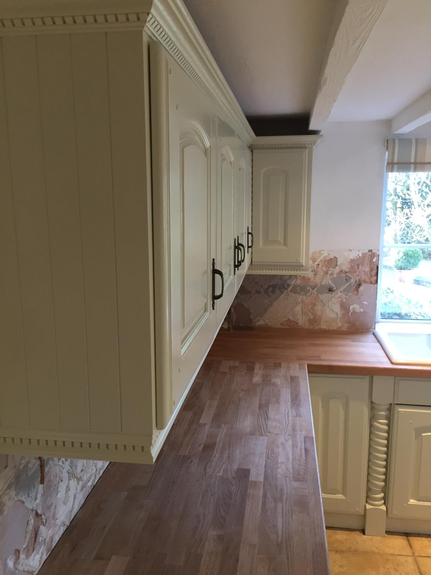Hand Painted Kitchen Bournheath, Worcestershire Hand Painted Kitchen Bournheath, Worcestershire