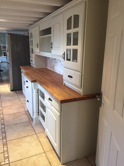 Hand Painted Kitchen Bournheath, Worcestershire Hand Painted Kitchen Bournheath, Worcestershire