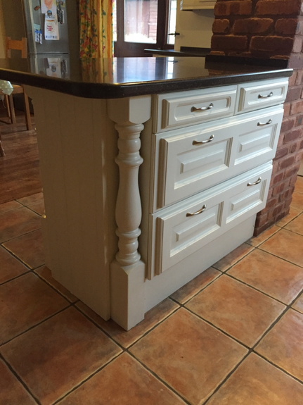 Hand Painted Kitchen Himbleton, Worcestershire Hand Painted Kitchen Himbleton, Worcestershire