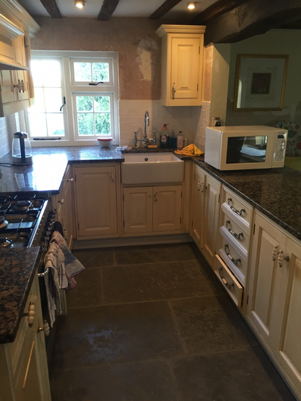 Hand Painted Kitchen Little Comberton, Worcestershire Hand Painted Kitchen Little Comberton, Worcestershire