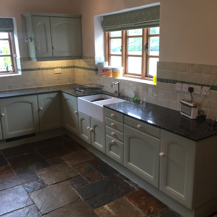 Hand Painted Kitchen Ockeridge, Worcestershire Hand Painted Kitchen Ockeridge, Worcestershire
