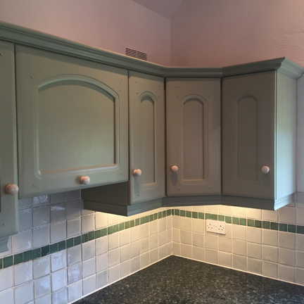 Hand Painted Kitchen Ockeridge, Worcestershire Hand Painted Kitchen Ockeridge, Worcestershire