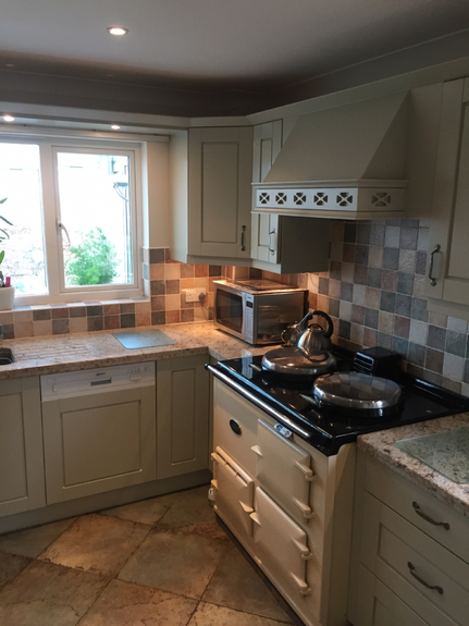 Hand Painted Kitchen Lower Broadheath - Worcestershire Hand Painted Kitchen Lower Broadheath - Worcestershire