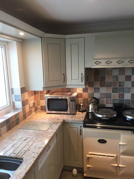 Hand Painted Kitchen Lower Broadheath - Worcestershire Hand Painted Kitchen Lower Broadheath - Worcestershire