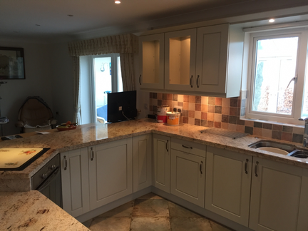 Hand Painted Kitchen Lower Broadheath - Worcestershire Hand Painted Kitchen Lower Broadheath - Worcestershire