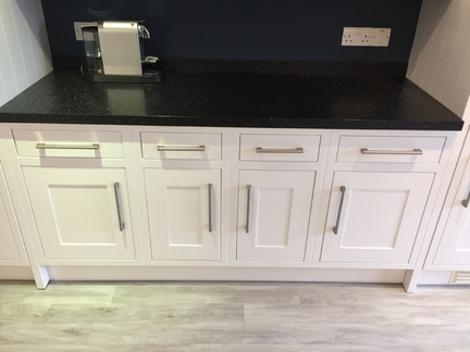 Hand Painted Kitchen Bournville - Birmingham Hand Painted Kitchen Bournville - Birmingham