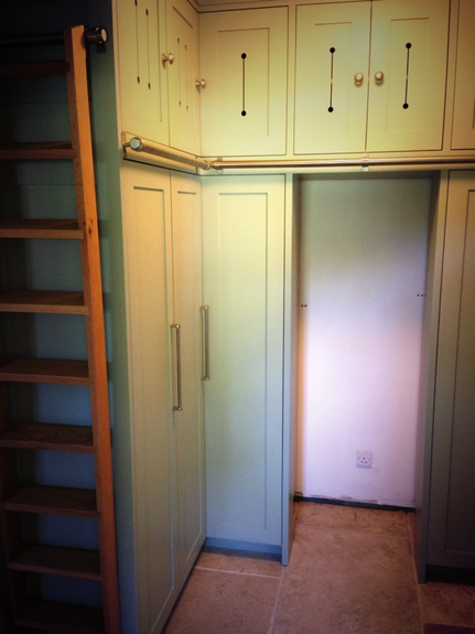 JMF Hand Painted Kitchen The Cotswolds JMF Hand Painted Kitchen The Cotswolds