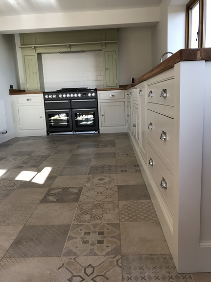 Hand Painted Kitchen Ledbury - Herefordshire Hand Painted Kitchen Ledbury - Herefordshire