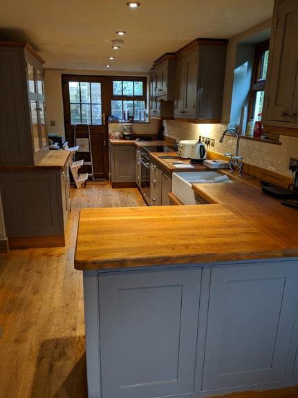 Hand Painted Kitchen Kingsthorne - Herefordshire Hand Painted Kitchen Kingsthorne - Herefordshire