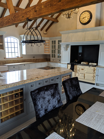 Hand Painted Kitchen Bournheath - Worcestershire Hand Painted Kitchen Bournheath - Worcestershire