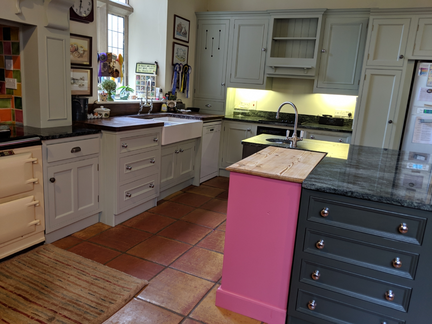 Hand Painted Kitchen Lapley - Staffordshire Hand Painted Kitchen Lapley - Staffordshire