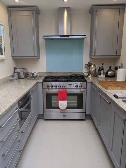 Hand Painted Kitchen Alveley, Shropshire Hand Painted Kitchen Alveley, Shropshire