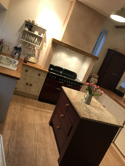 Hand Painted Kitchen Clifton-upon-Teme, Worcestershire Hand Painted Kitchen Clifton-upon-Teme, Worcestershire
